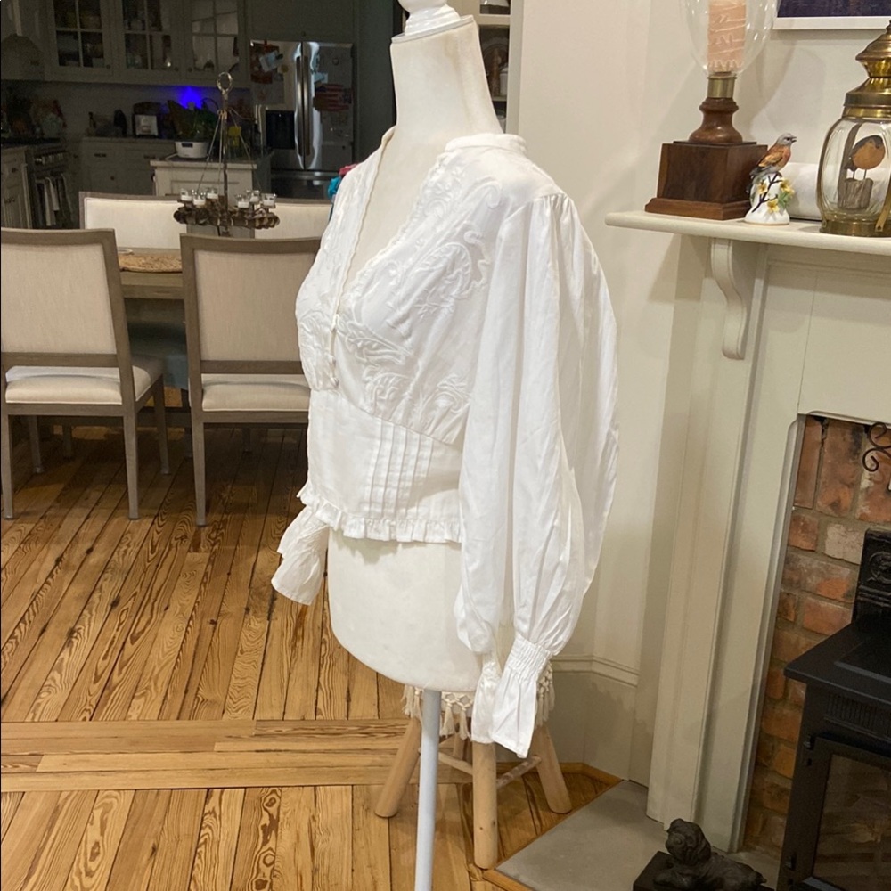 Anthropologie White Puff Sleeve Crop Blouse size Medium - Picture 5 of 8